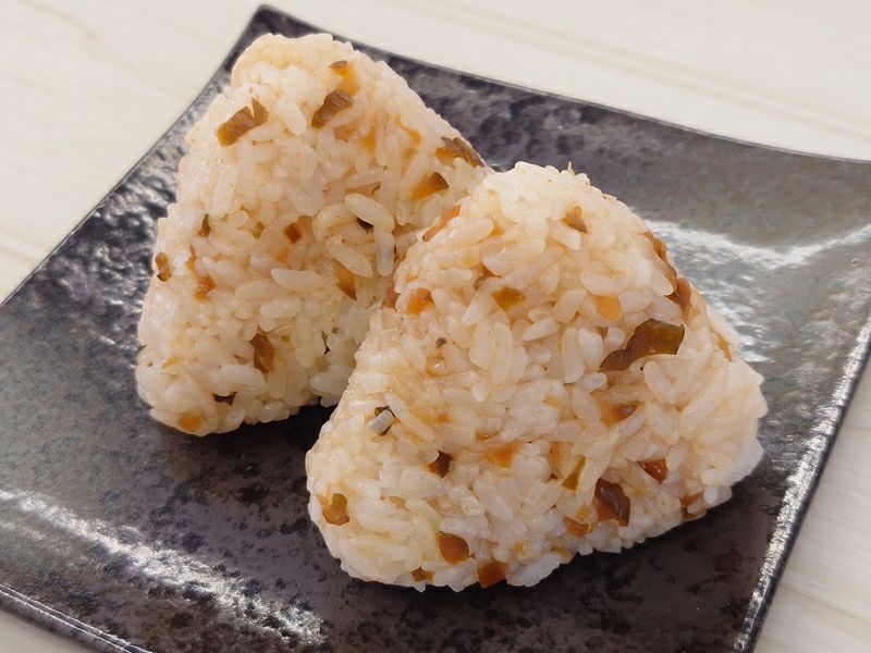 ご飯が美味しいパリパリ野菜みそ｜おにぎりに